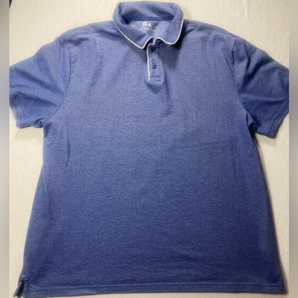 Free Assembly Men's Heathered Blue Polo with Contrast Piping